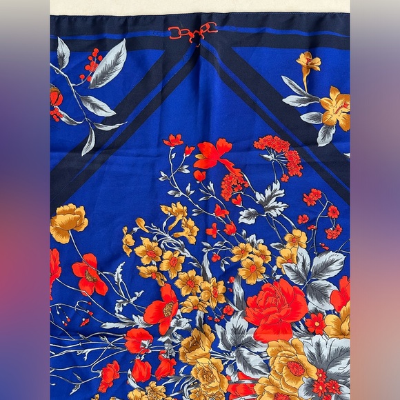💐🟦Sunkyung Sa Silk Scarf | Yellow/Orange Bouquets | 29" Square | Vtg Japanese - Picture 12 of 17